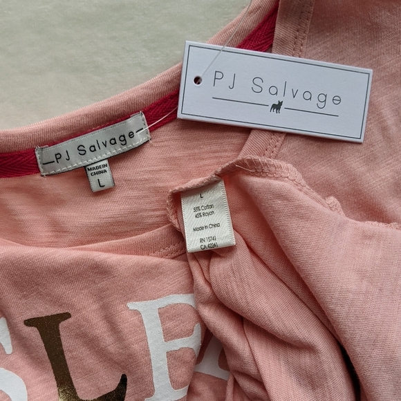 PJ Salvage Tee Sleep Dogs Love Wine Print Lounge Short Sleeve Blush Pink L NWT - Picture 10 of 10